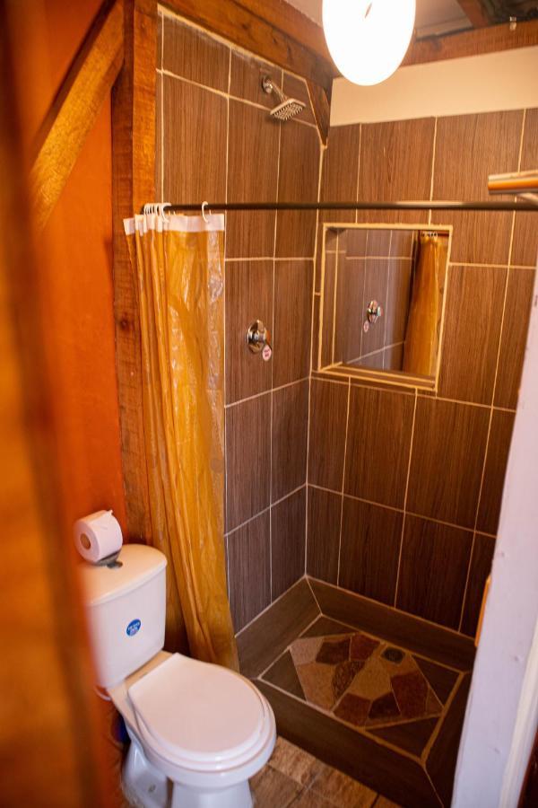 Kimana Hostal Санта-Роса-де-Кабаль Екстер'єр фото