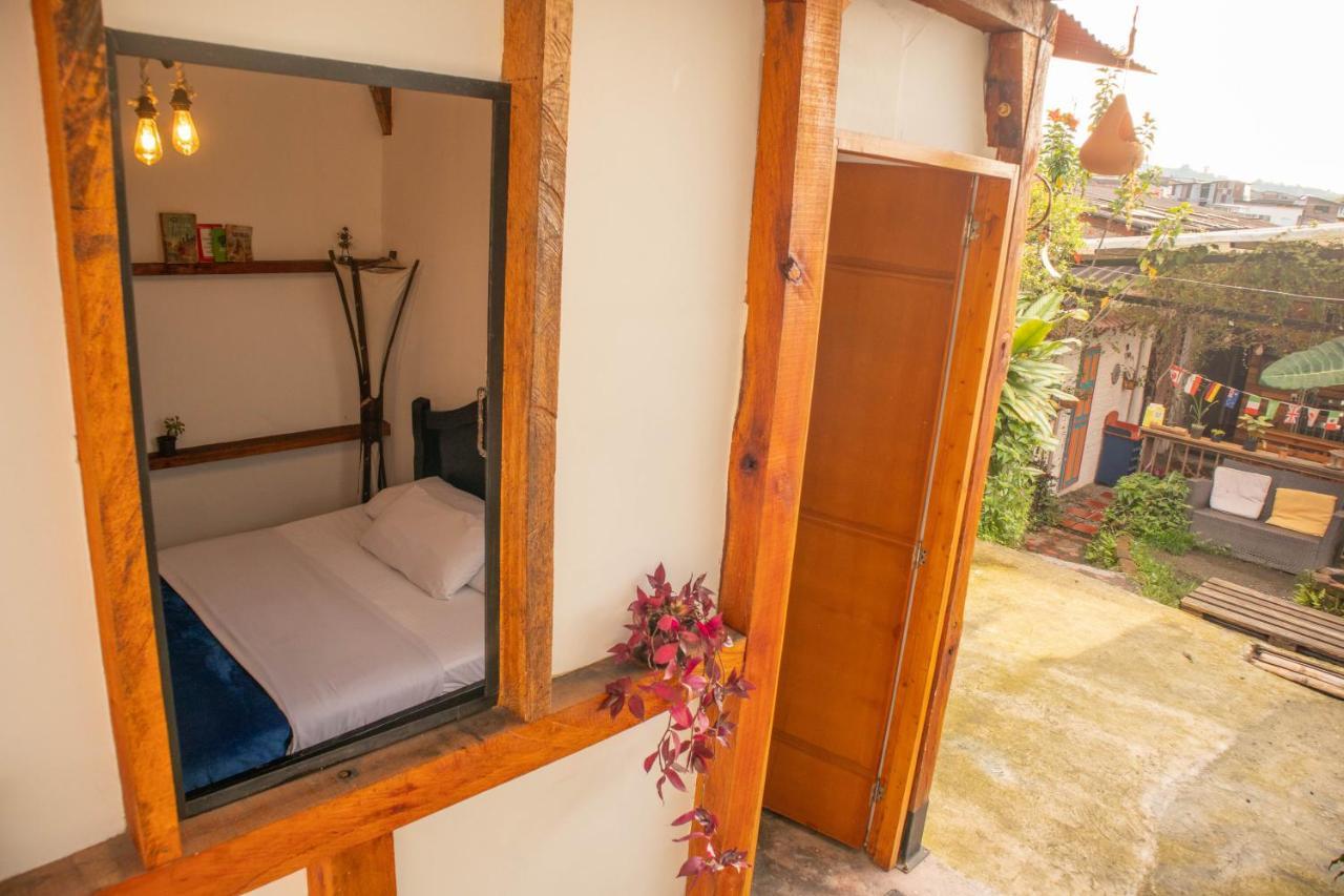 Kimana Hostal Санта-Роса-де-Кабаль Екстер'єр фото